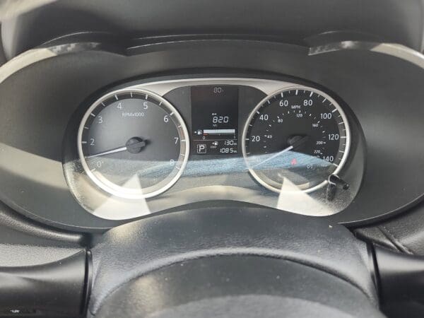 2025 Nissan Versa - Image 8