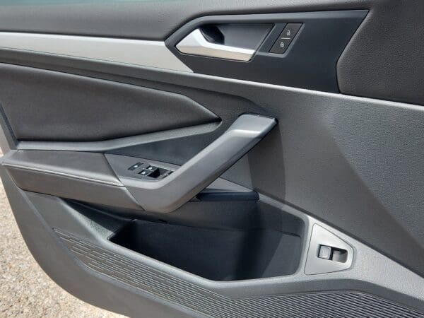 2025 Volkswagen Jetta - Image 14