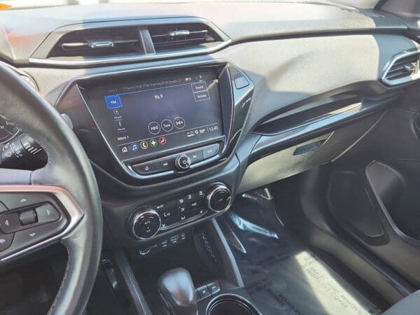 2023 Chevrolet Trailblazer - Image 9