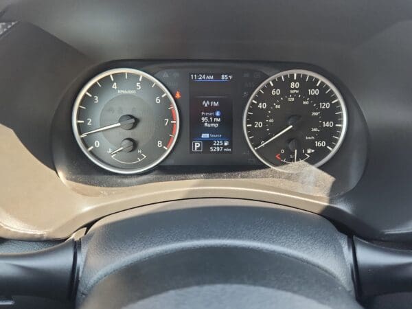 2025 Nissan Sentra - Image 8