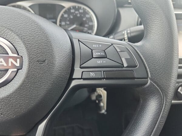 2025 Nissan Versa - Image 7