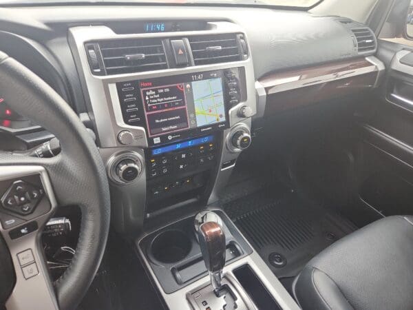 2022 Toyota 4Runner - Image 9