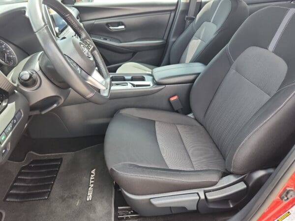 2025 Nissan Sentra - Image 15