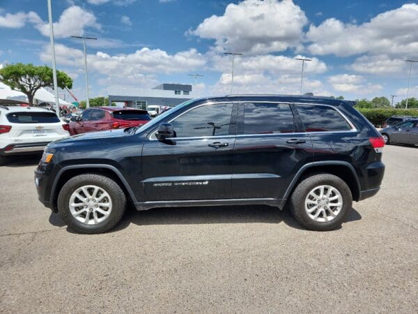 2022 Jeep Grand Cherokee WK - Image 2