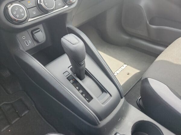 2025 Nissan Versa - Image 10