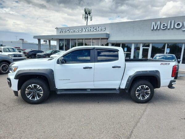 2022 Chevrolet Colorado - Image 2