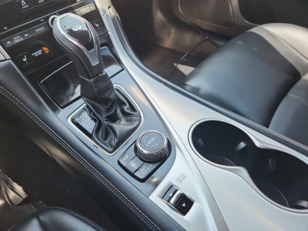2021 INFINITI Q50 - Image 10
