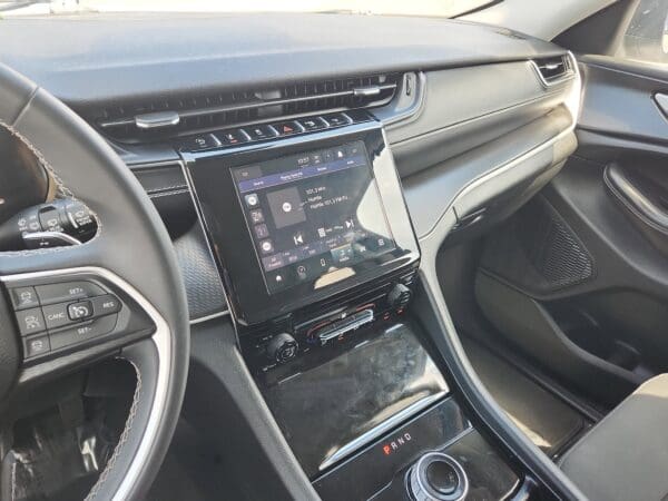 2023 Jeep Grand Cherokee - Image 9