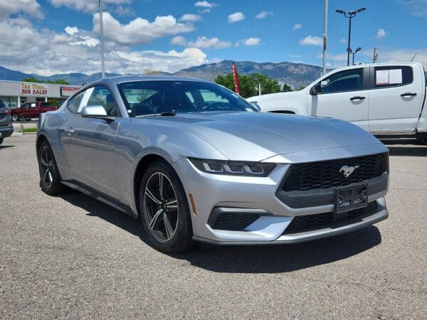 2024 Ford Mustang - Image 4