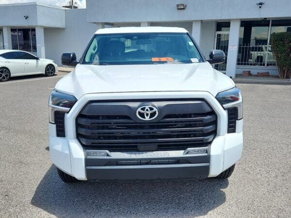 2022 Toyota Tundra 4WD - Image 5