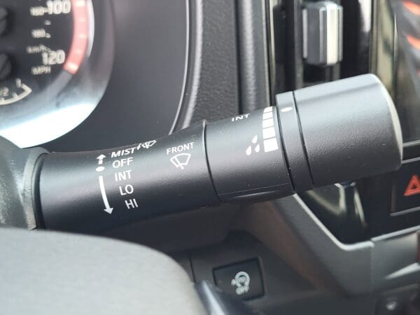 2025 Nissan Frontier - Image 27