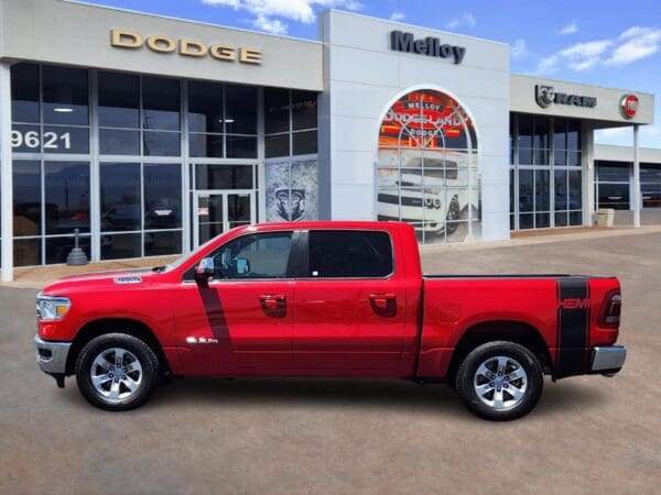 2024 Ram 1500 - Image 3