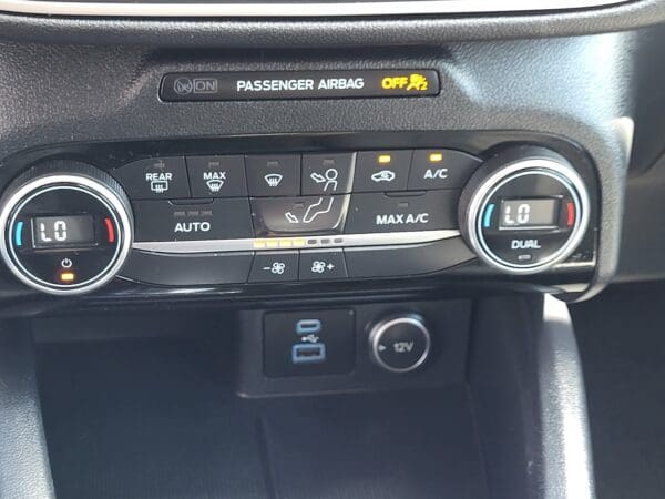 2021 Ford Escape - Image 23