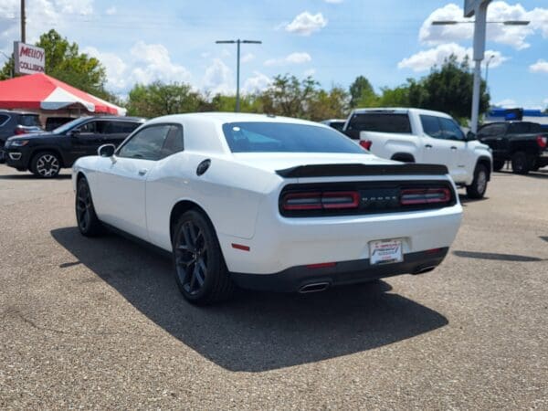 2019 Dodge Challenger - Image 3