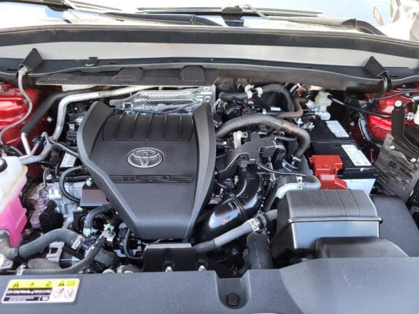 2024 Toyota Grand Highlander - Image 18