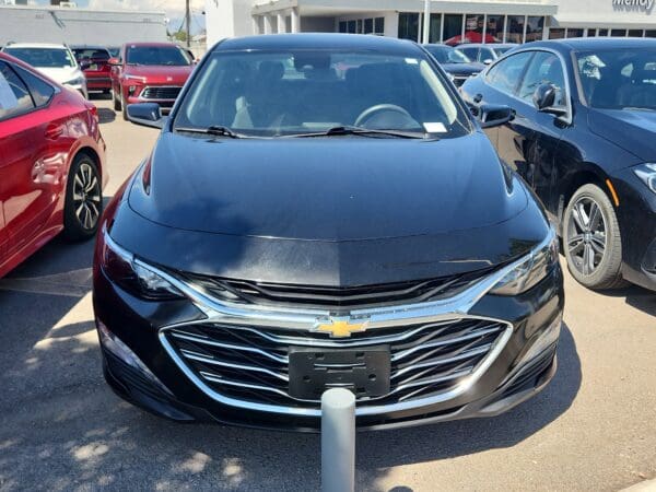 2023 Chevrolet Malibu - Image 2