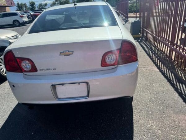 2011 Chevrolet Malibu - Image 4