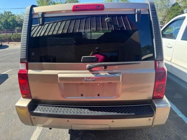 2006 Jeep Commander - Image 4