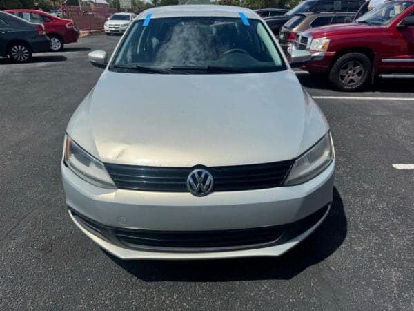 2011 Volkswagen Jetta - Image 3