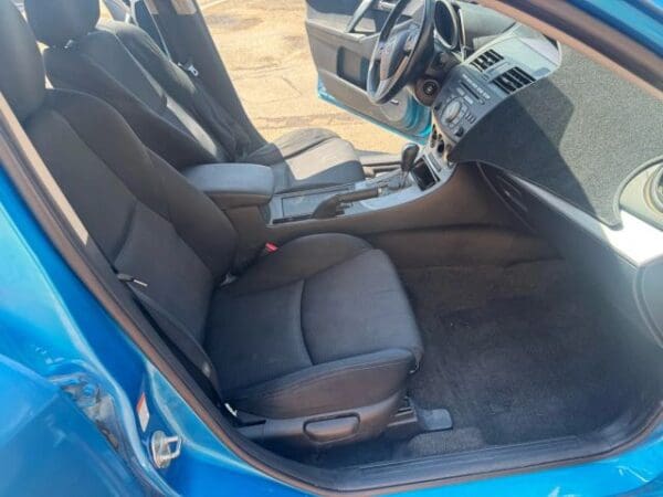 2010 MAZDA MAZDA3 - Image 5