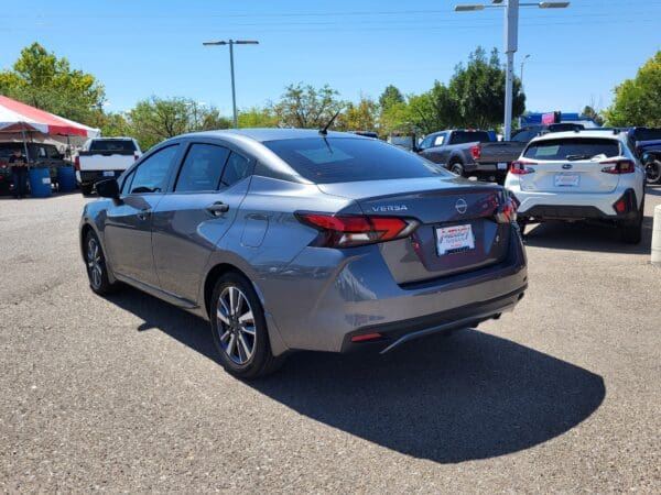2024 Nissan Versa - Image 3
