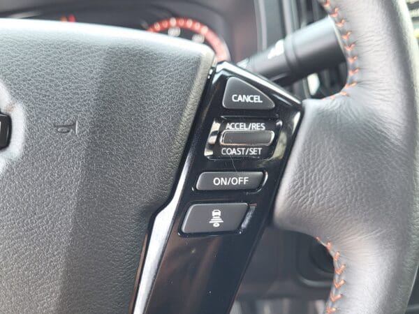 2025 Nissan Frontier - Image 21