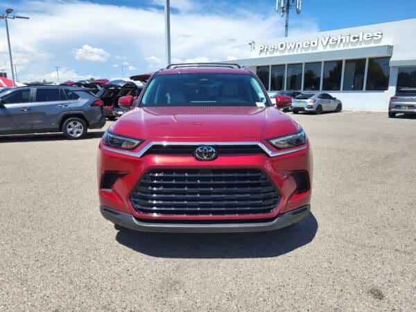 2024 Toyota Grand Highlander - Image 5