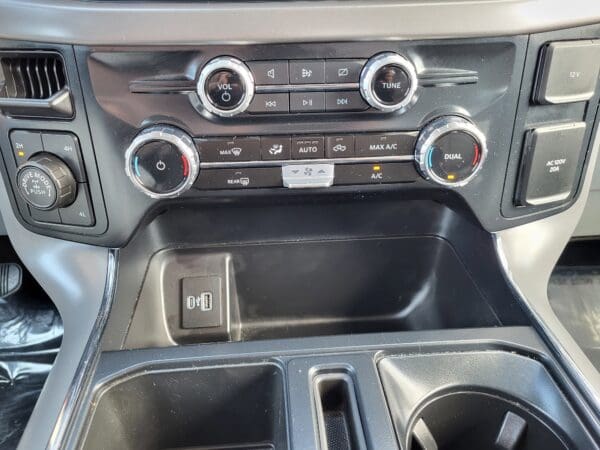 2024 Ford F-150 - Image 15