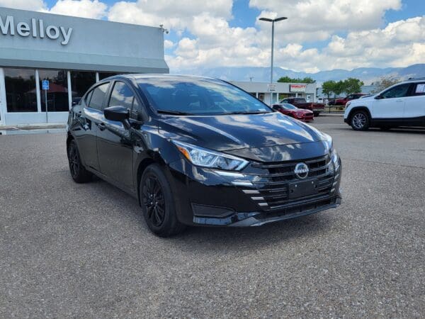 2024 Nissan Versa - Image 4