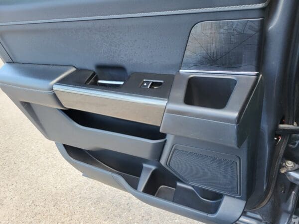 2023 Ford F-150 - Image 11