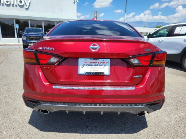 2022 Nissan Altima - Image 13