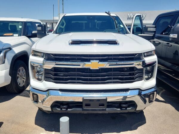 2024 Chevrolet Silverado 2500HD - Image 2