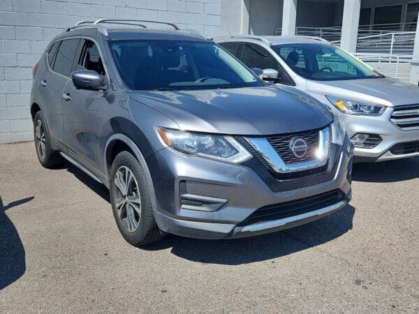 2020 Nissan Rogue - Image 3