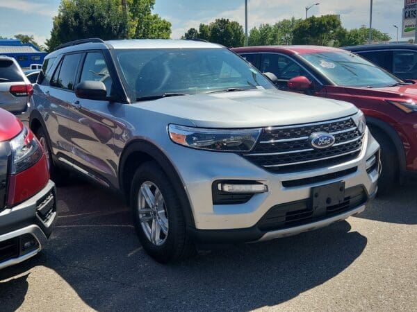 2024 Ford Explorer - Image 3