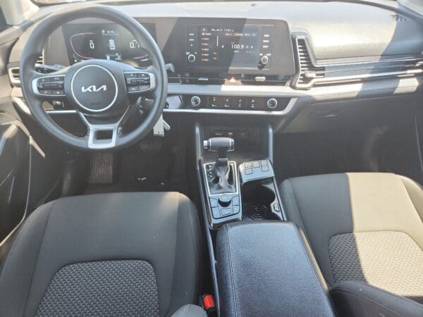 2024 Kia Sportage - Image 17