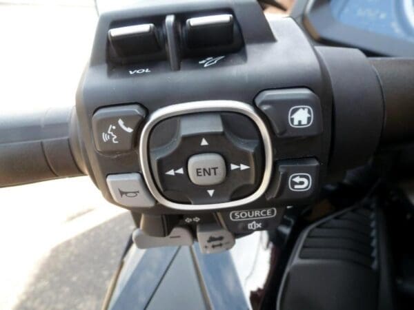 2023 Honda GL1800D (Gold Wing) - Image 15