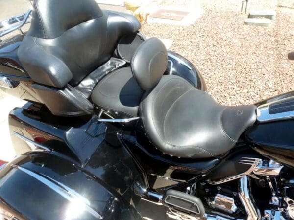 2019 Harley-Davidson FLHTCUTG - Image 4
