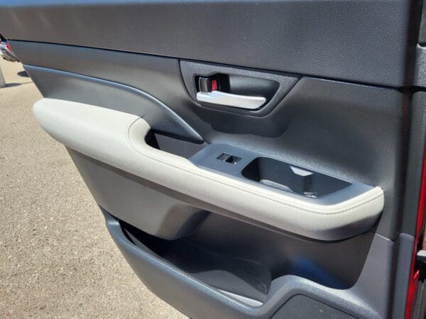 2024 Toyota Grand Highlander - Image 12