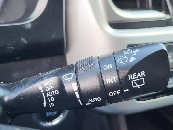 2018 Toyota Highlander - Image 30