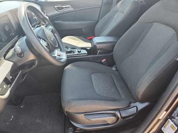 2024 Kia Sportage - Image 15