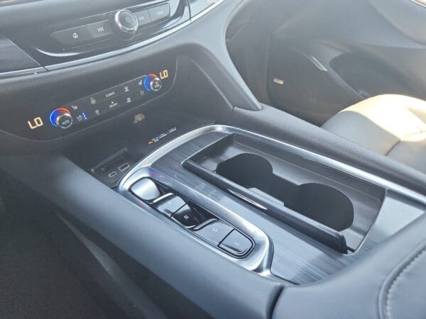 2024 Buick Enclave - Image 10