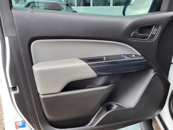 2018 Chevrolet Colorado - Image 6