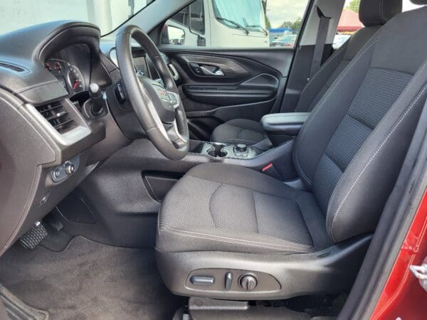 2024 GMC Terrain - Image 8