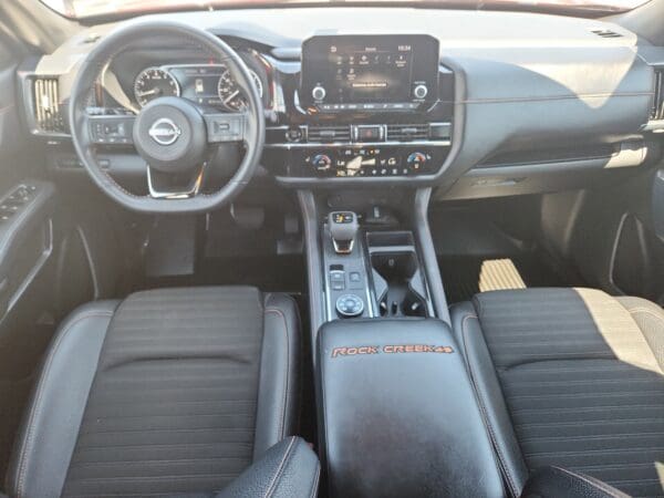2025 Nissan Pathfinder - Image 18