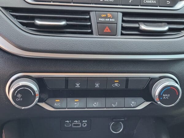 2022 Nissan Altima - Image 25