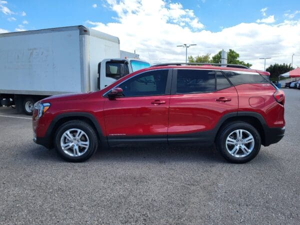 2024 GMC Terrain - Image 2