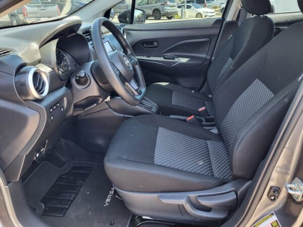 2024 Nissan Versa - Image 8