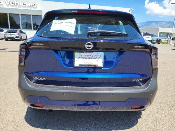 2025 Nissan Kicks - Image 13