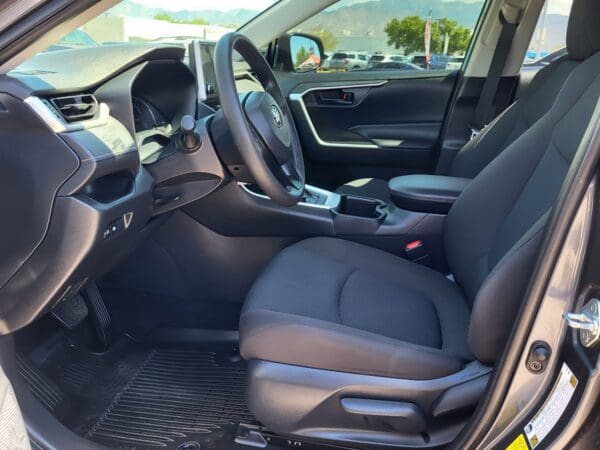 2023 Toyota RAV4 - Image 8