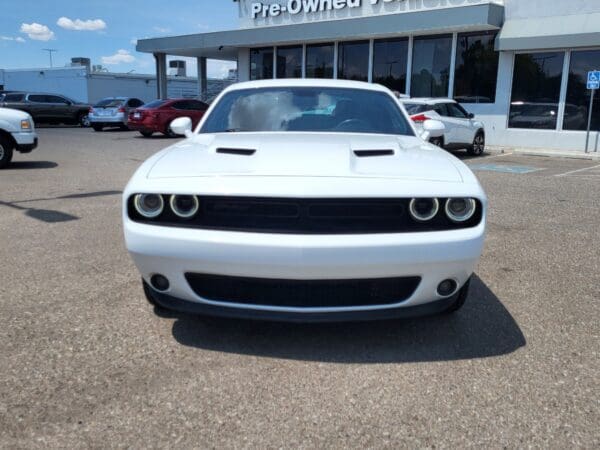 2019 Dodge Challenger - Image 5